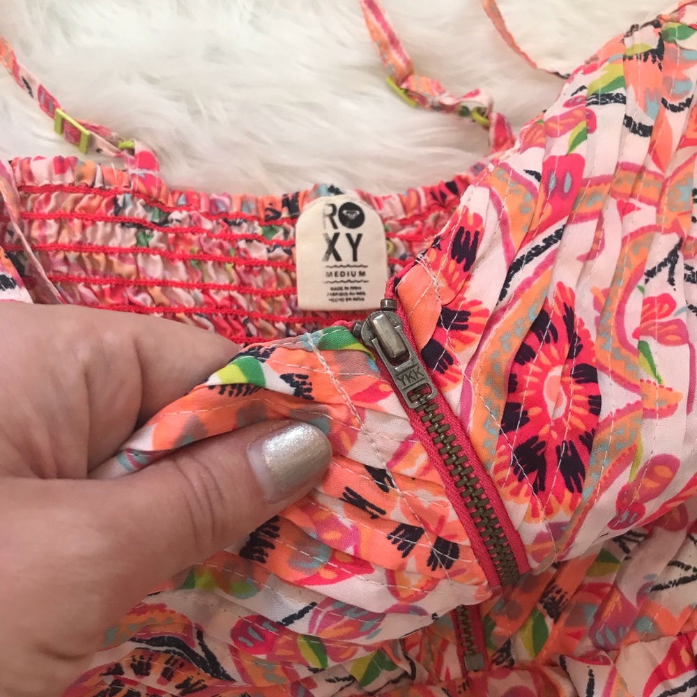 Adorable Floral Roxy Dress Size M - Picture 4 of 6